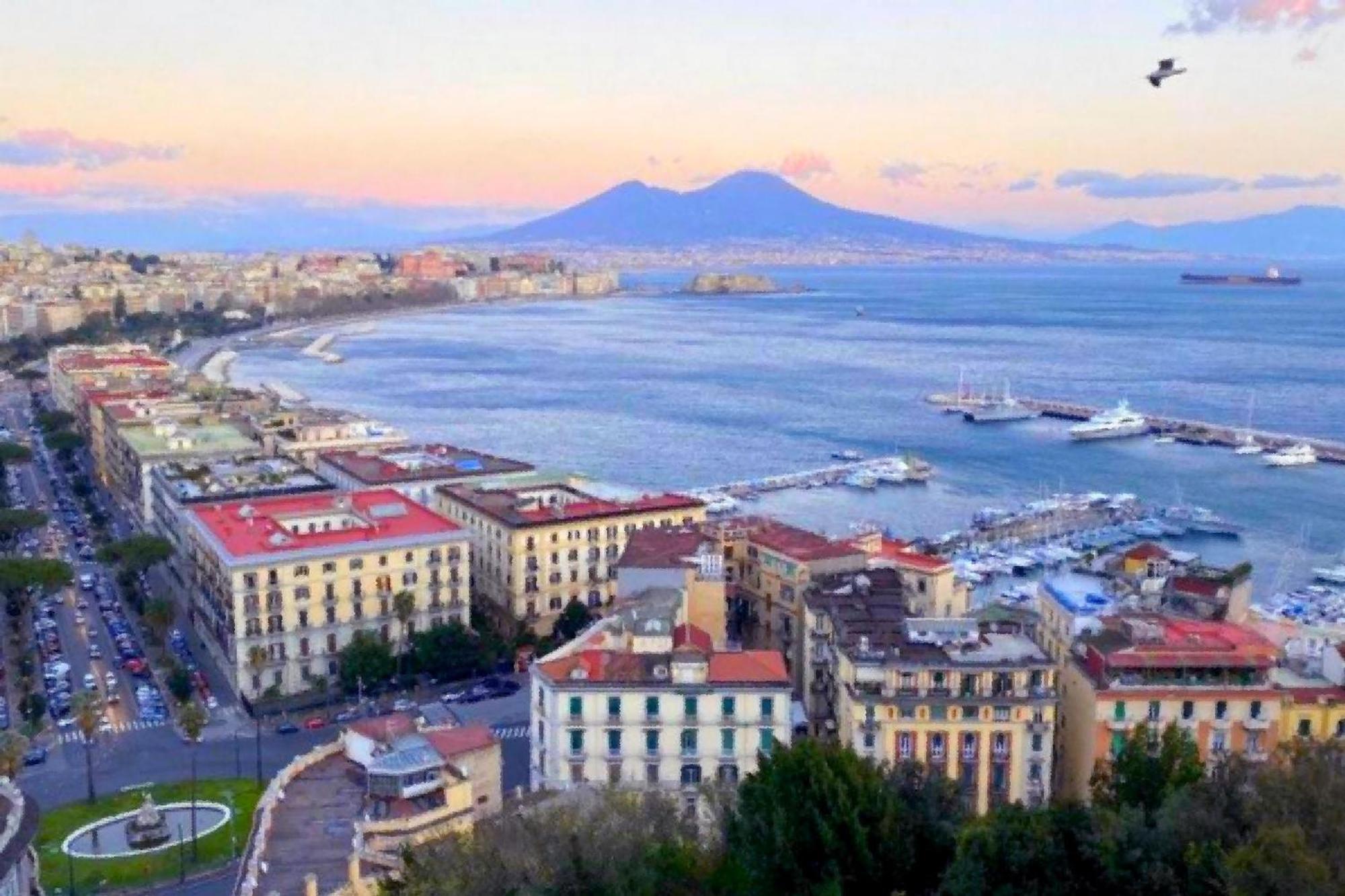 La Sirena A Mergellina Napoli Bagian luar foto